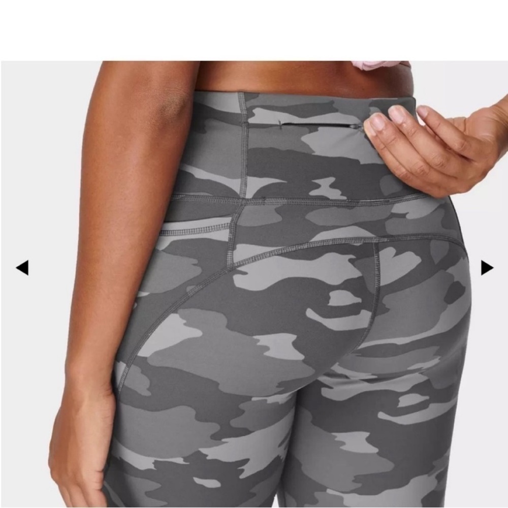 Sweaty Betty Power Camo Print Leggings - Picture 10 of 12
